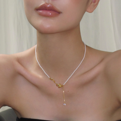 Pearl And Flower Necklace