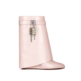 Lock Detailed Wedged Heel Ankle Boots