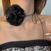 Flower Choker