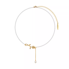 Pearl And Flower Necklace