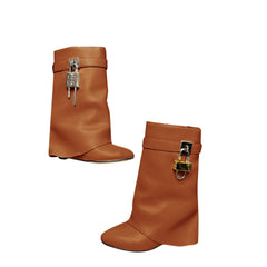 Lock Detailed Wedged Heel Ankle Boots