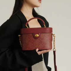 Metal Lock Leather Box Bag