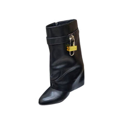 Lock Detailed Wedged Heel Ankle Boots