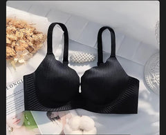 Model Women Thick Padded Wirefree Bra