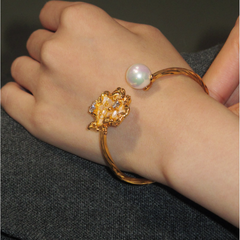 Flower And Pearl Opening Bracelet