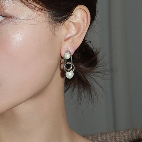 Pearl Earrings - Pair