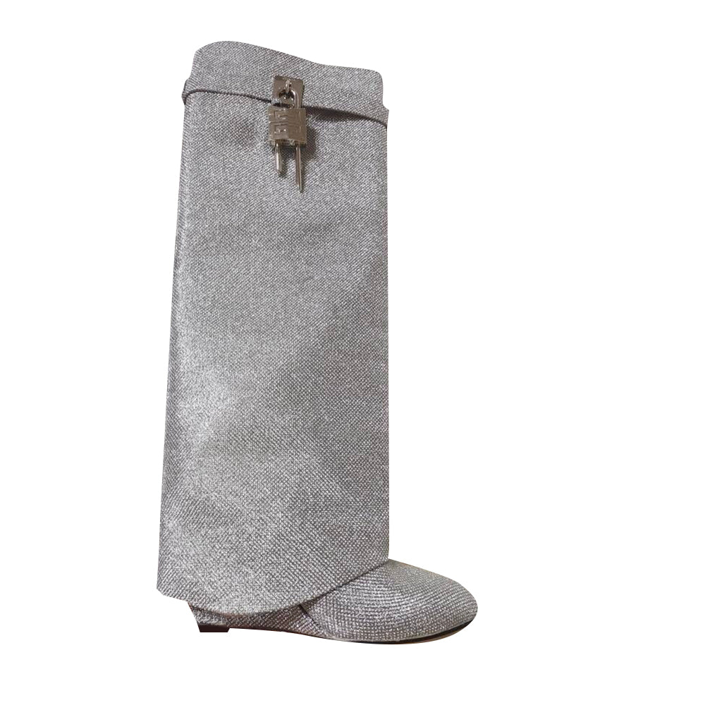 Diamante Lock Detailed Wedged Heel Knee High Boots