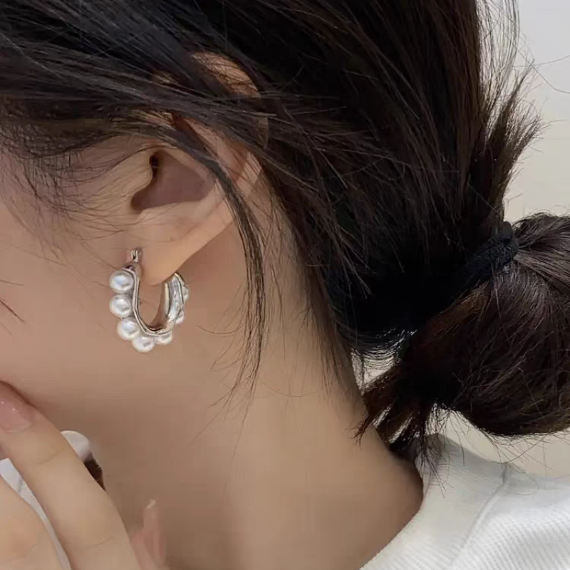 Pearl Earrings - Pair