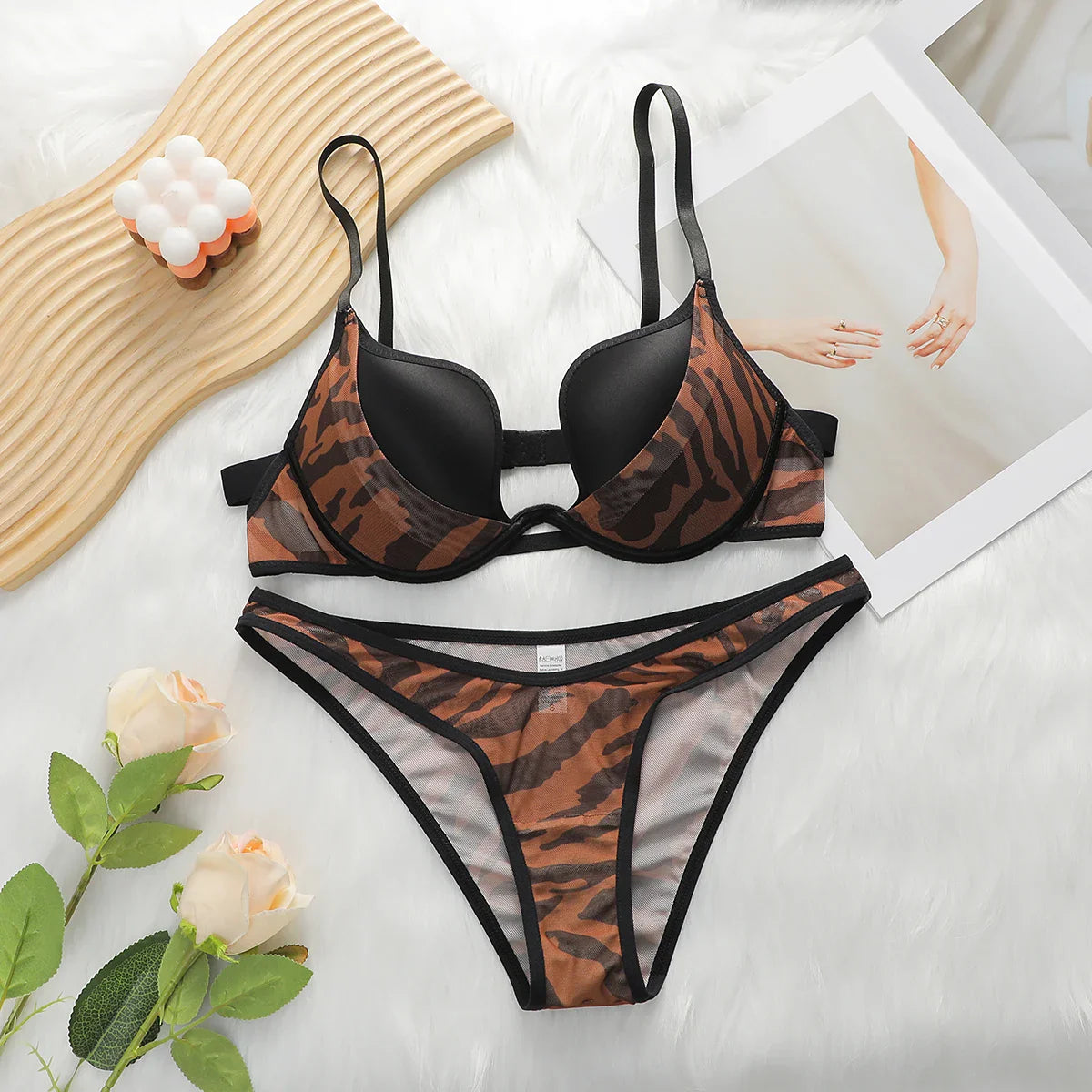 2-piece sexy spicy leopard print lingerie