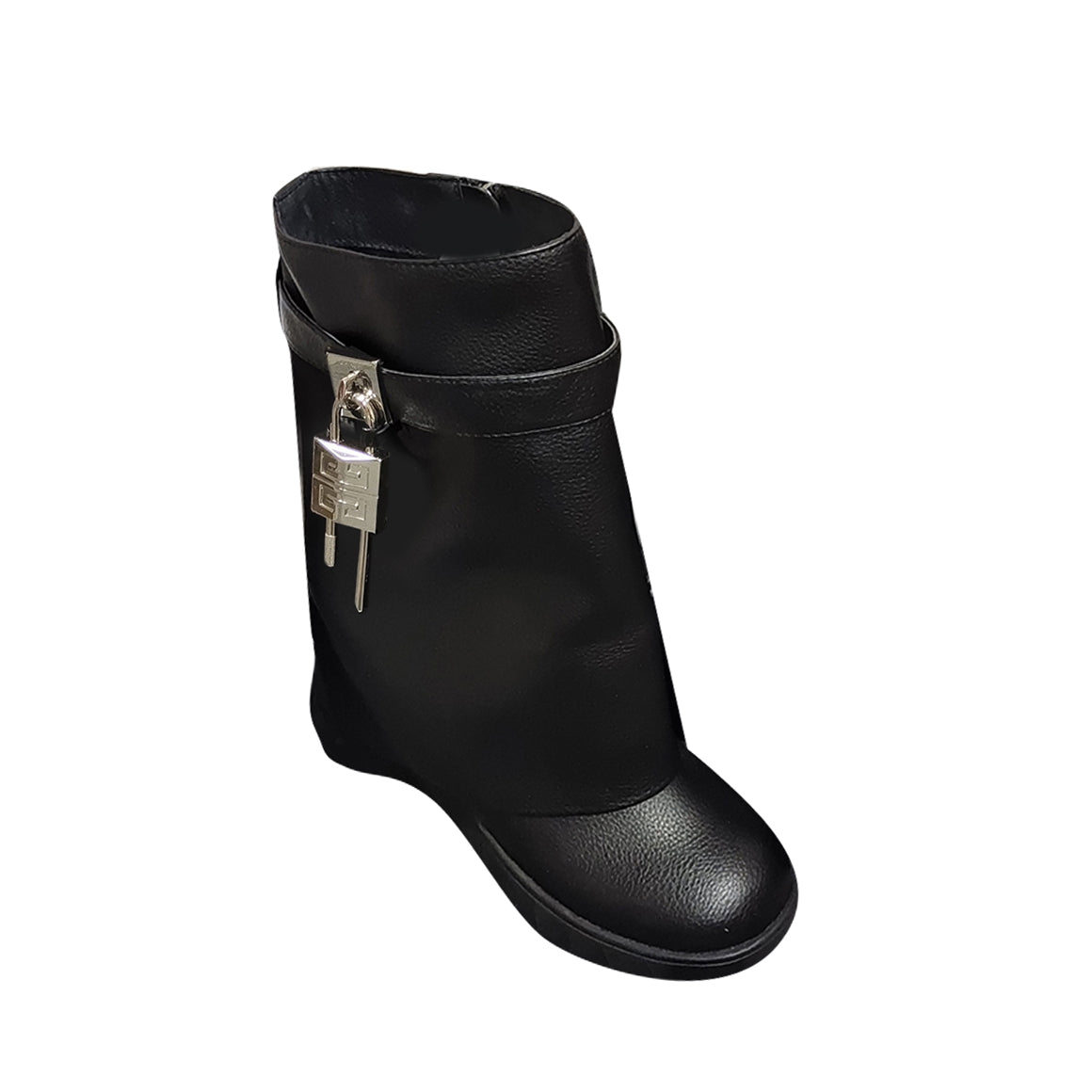 Lock Detailed Wedged Heel Leather Ankle Boots