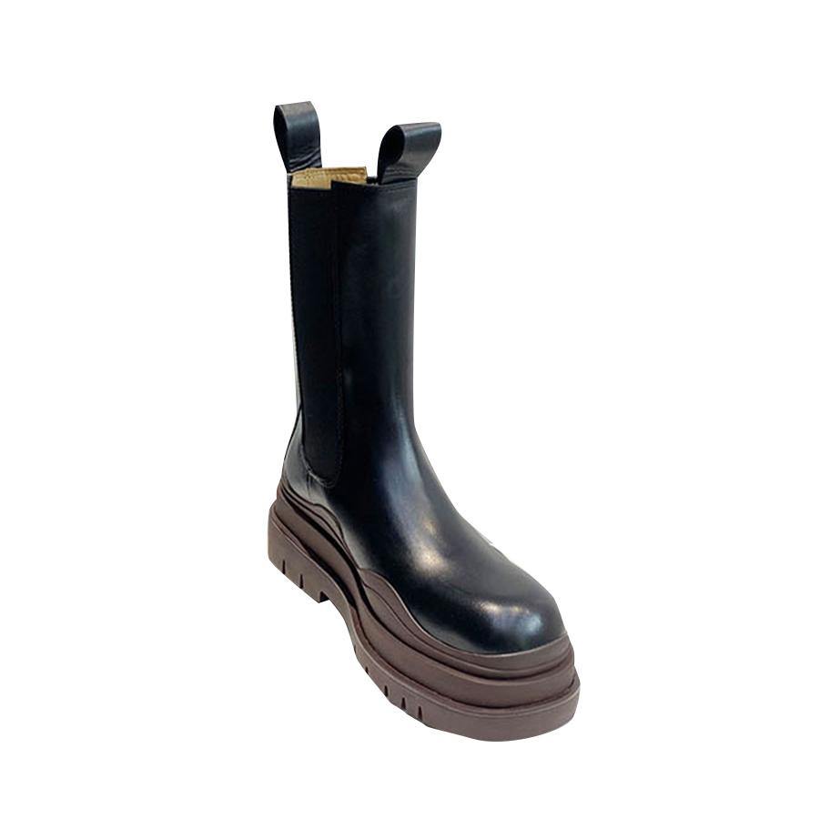 Basic Bi-Color Leather Ankle Boots