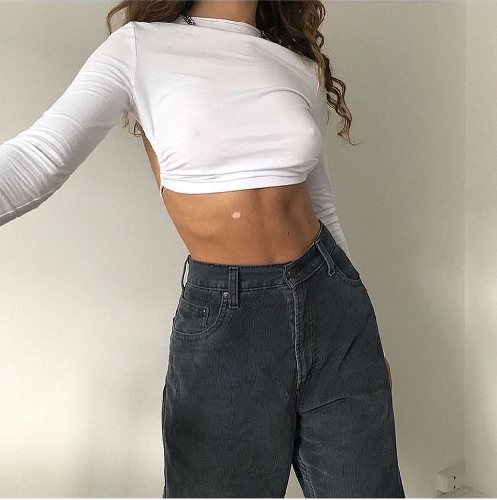 Backless Cropped Top