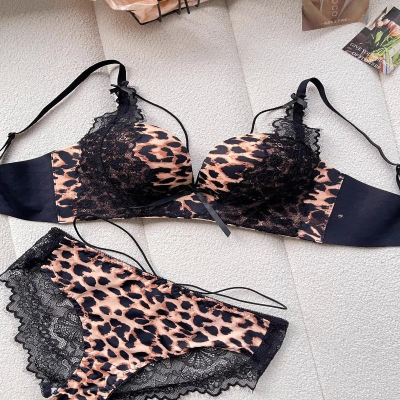 Sexy Leopard Print Lace lingerie