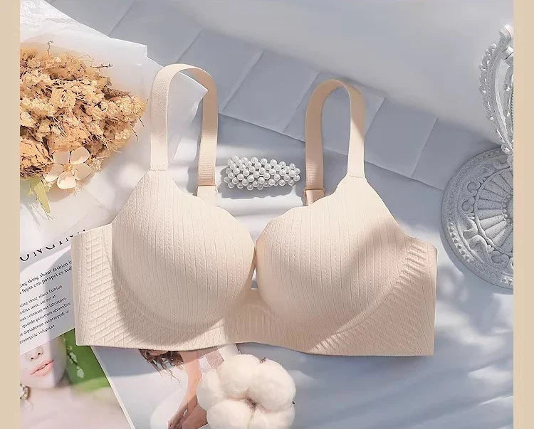 Women Thick Padded Comfort Gathering Bra