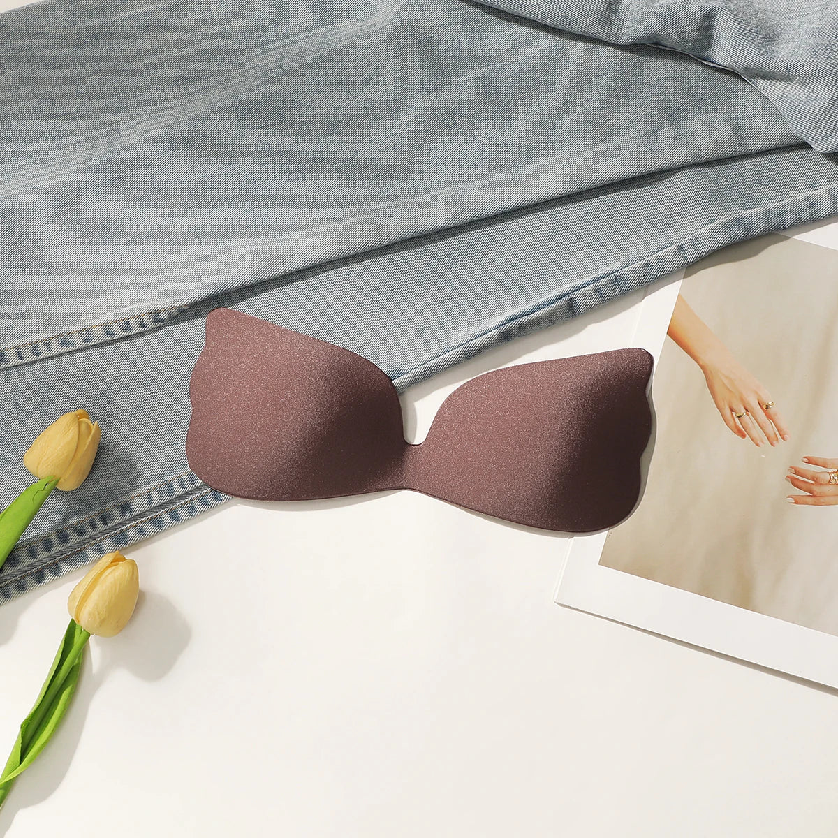 Women's Adhesive Nipple Covers Strong Adhesion Seamless Gathered Reusable Breathable Comfortable Skin-Tight Bra