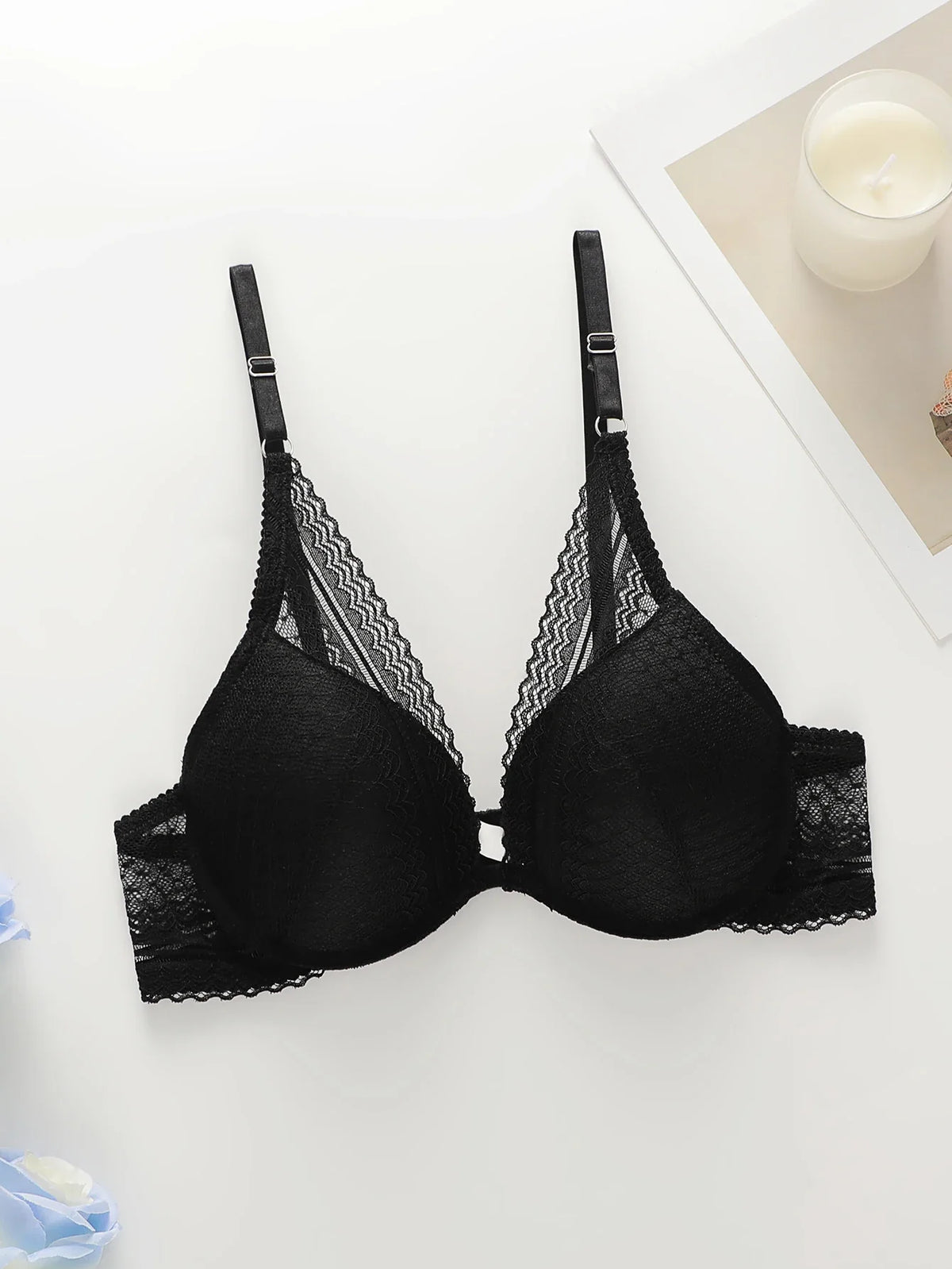 Women's sexy lace lingerie