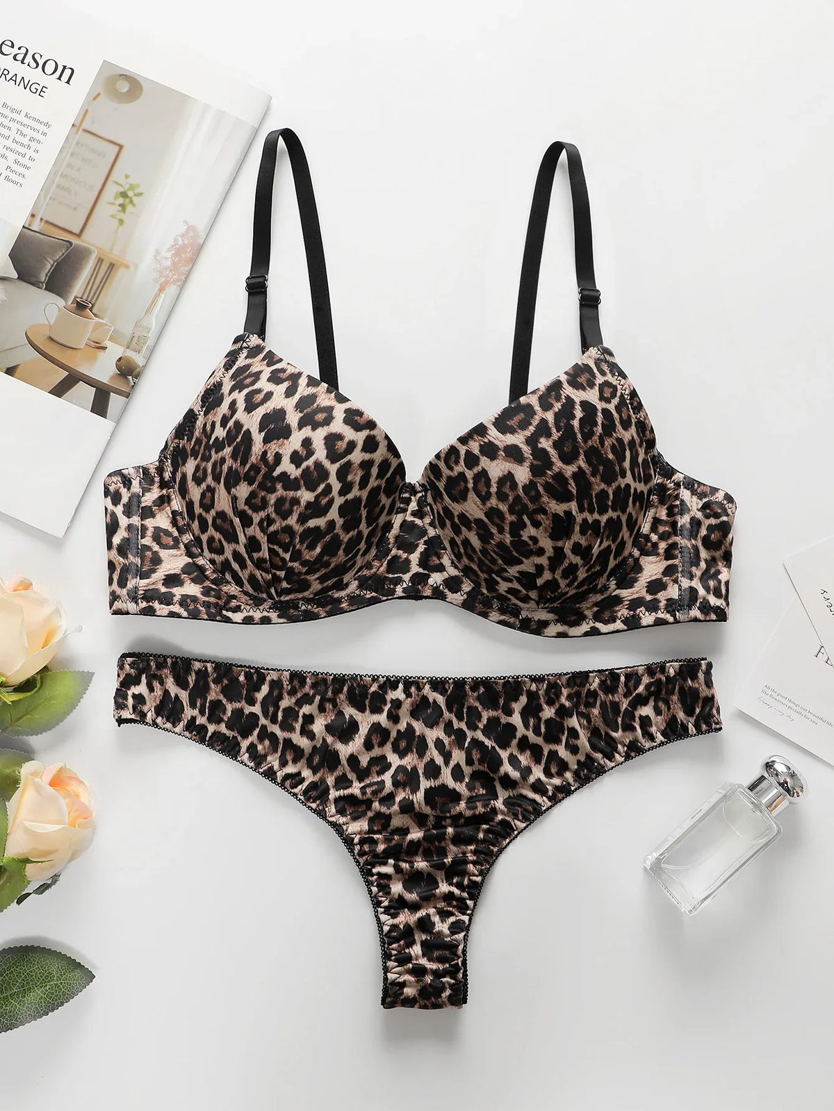 Women's sexy leopard print lingerie